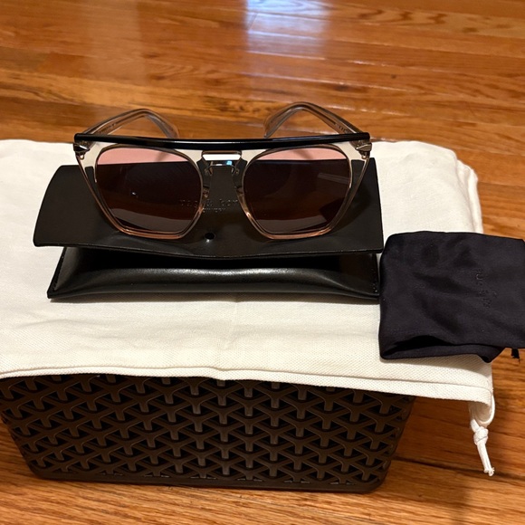 Rag & Bone Clear Frame Sunglasses with Pink Lenses Pre- Owned main image 5
